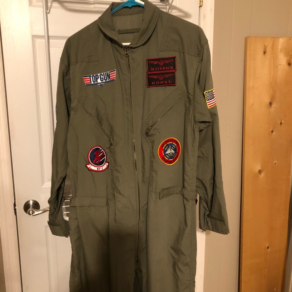 Top Gun Maverick/Goose Flight suite